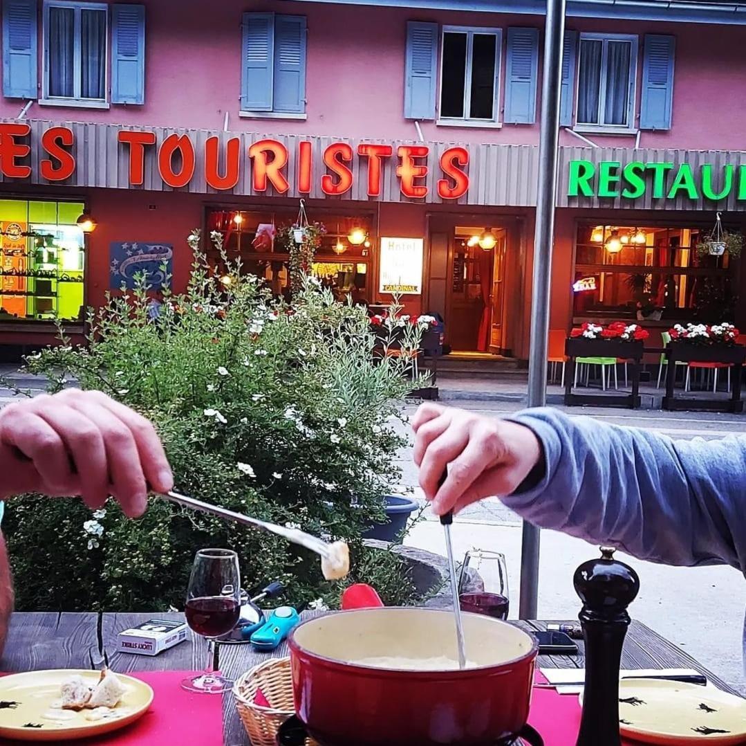 ホテル Les Touristes Chatelard エクステリア 写真