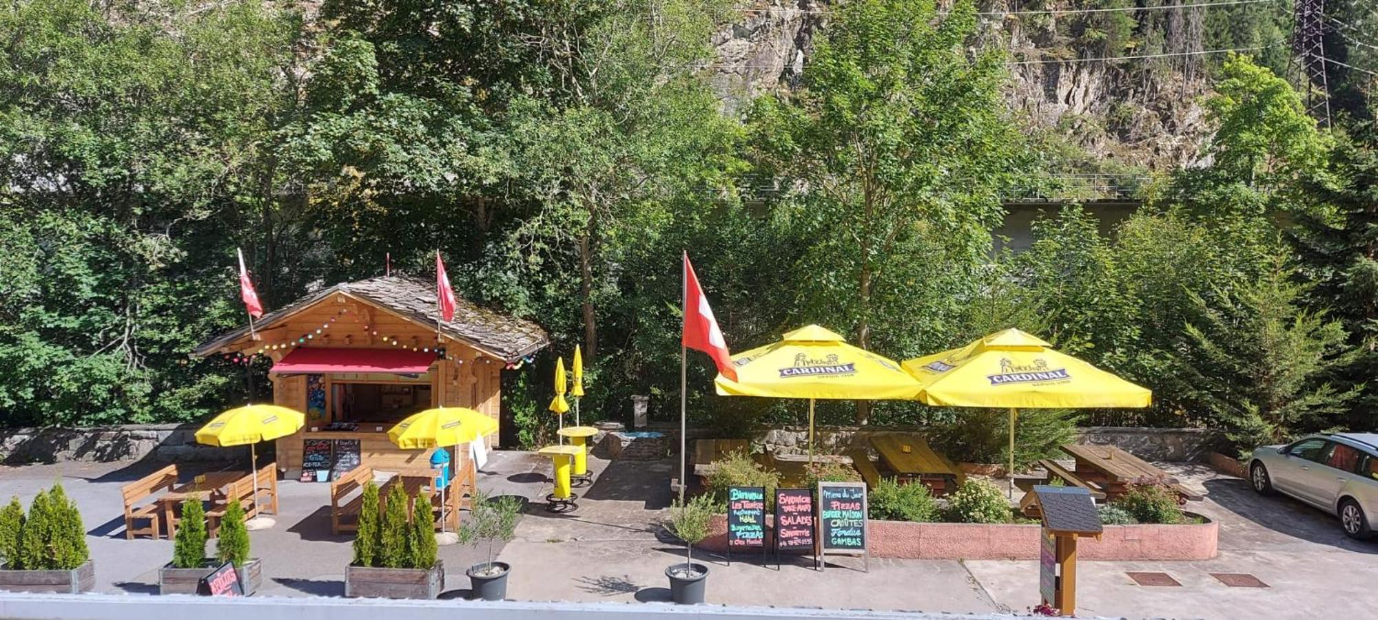 ホテル Les Touristes Chatelard エクステリア 写真